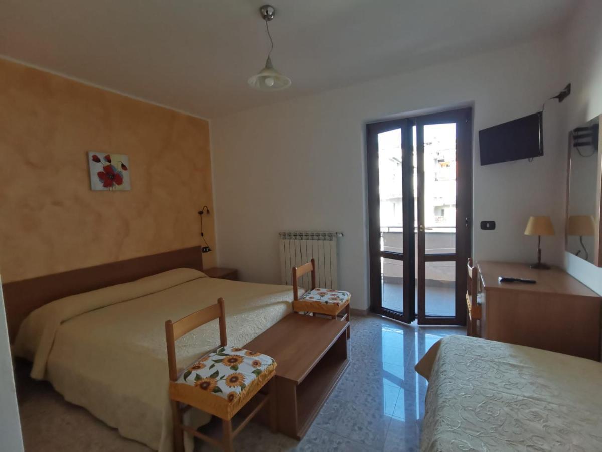 Hotel Edelweiss Laino Borgo Eksteriør bilde