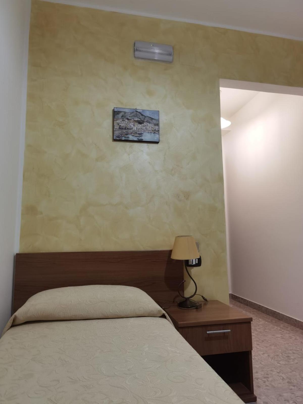 Hotel Edelweiss Laino Borgo Eksteriør bilde